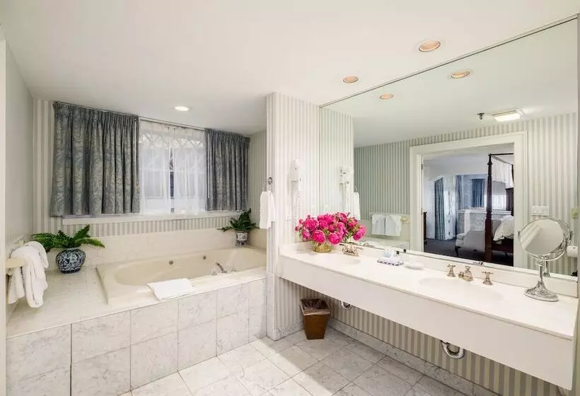 ホテル Simsbury 1820 House