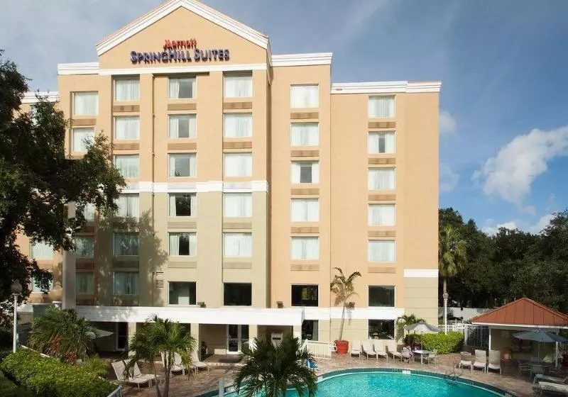 ホテル Springhill Suites Fort Lauderdale Airport