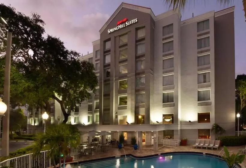 ホテル Springhill Suites Fort Lauderdale Airport