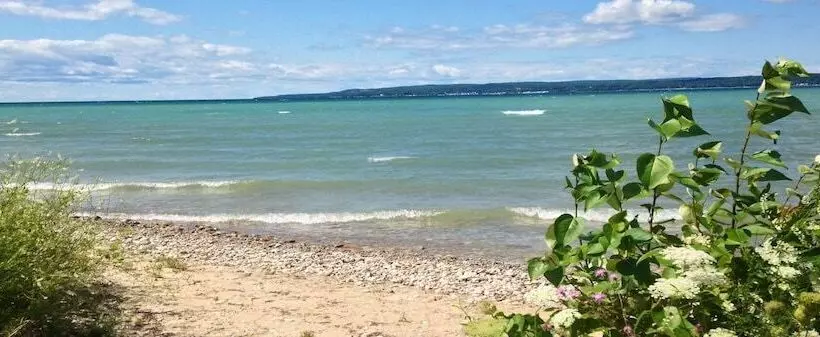 فندق Stafford's Bay View Inn