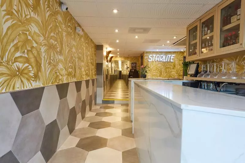 ホテル Starlite