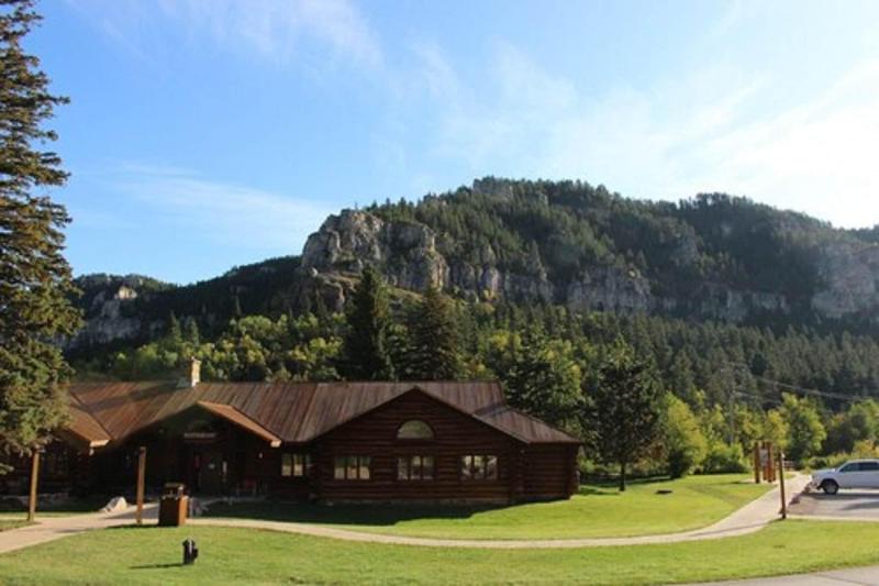 منتجع Spearfish Canyon Lodge