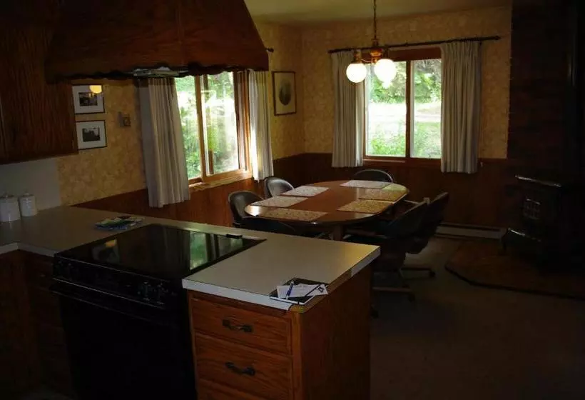 Solbakken Resort On Superior