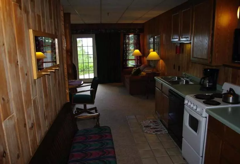 Solbakken Resort On Superior