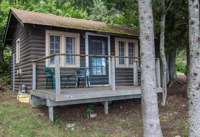 Solbakken Resort On Superior