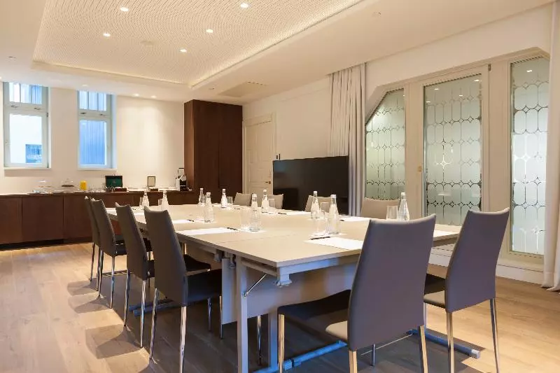 Kozmo Hotel Suites & Spa   Small Luxury Hotels Of The World