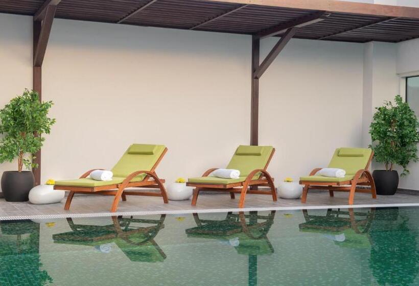 هتل Wyndham Garden Muscat Al Khuwair