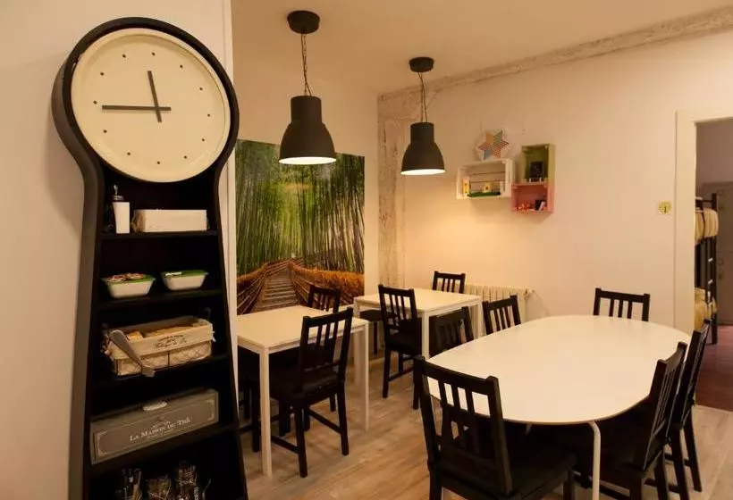 Hostelli Alojamientos Cantíber