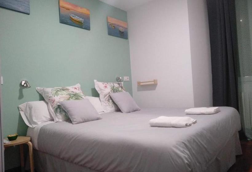 مسافرخانه Alojamientos Cantíber