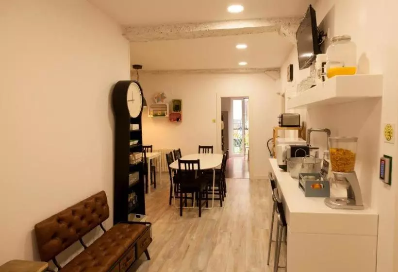 Hostelli Alojamientos Cantíber