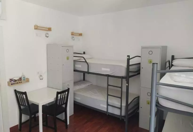 Hostelli Alojamientos Cantíber