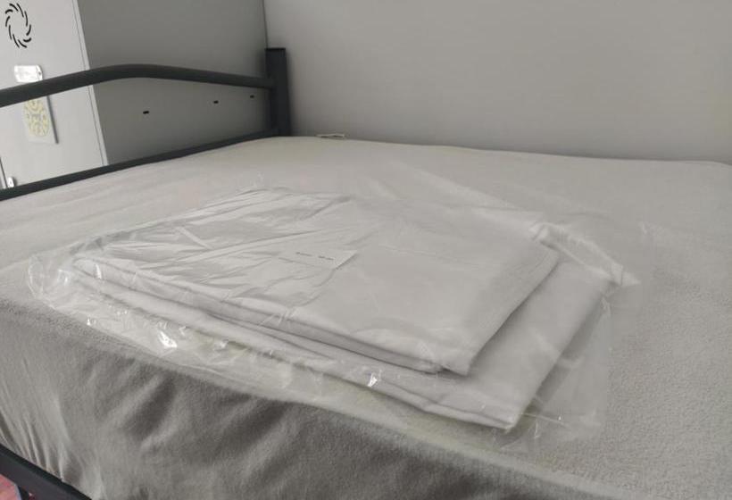 مسافرخانه Alojamientos Cantíber