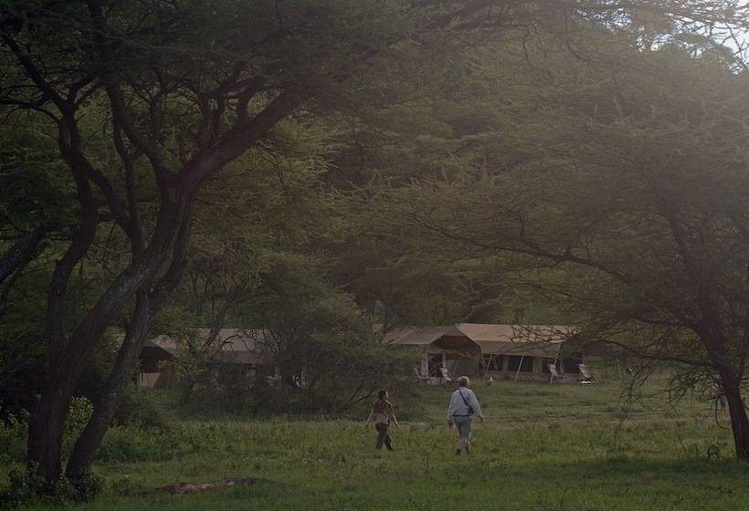 Отель Matembezi Safari Lodge