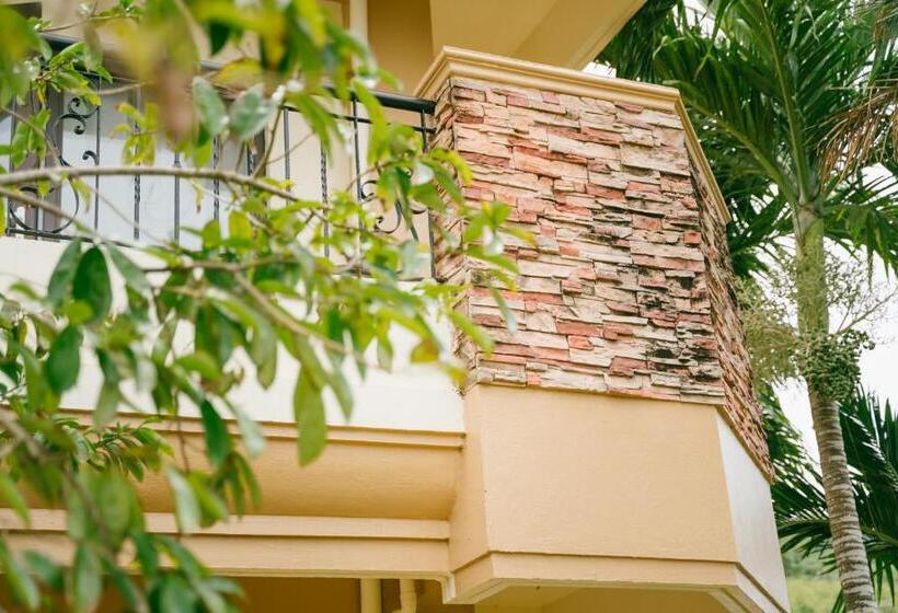 Saipan Emerald Villa