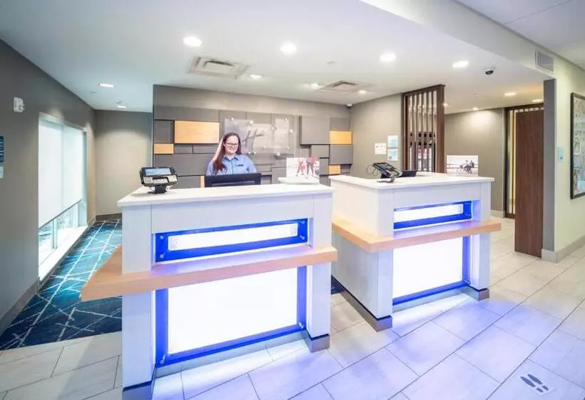 ホテル Holiday Inn Express   Brevard, An Ihg