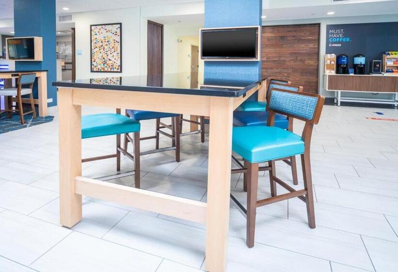 فندق Holiday Inn Express   Brevard, An Ihg