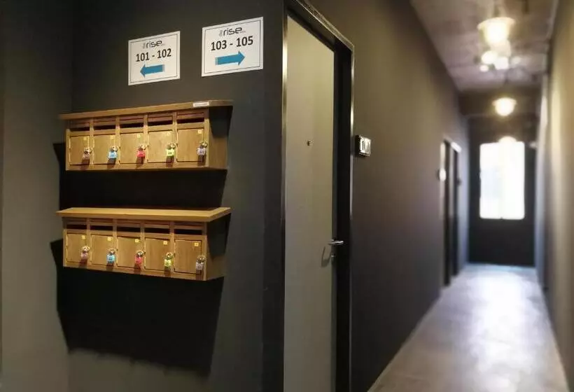 Hotelli The Rise Room