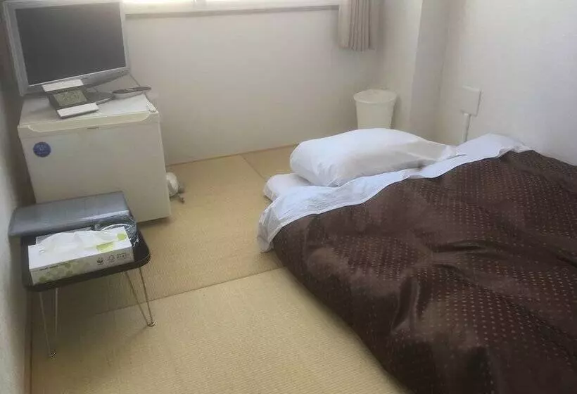 Business Hotel Akayane   Hostel