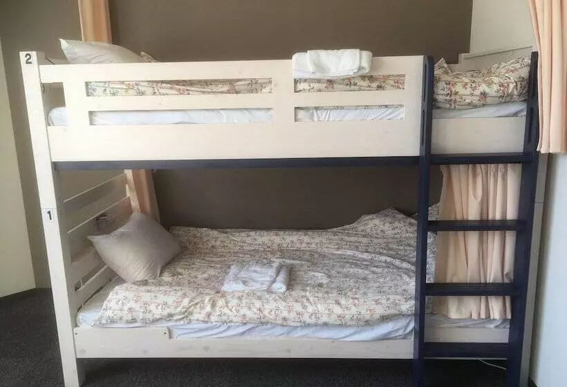 Business Hotel Akayane   Hostel