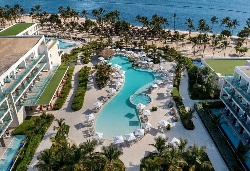 Serenade Punta Cana Beach & Spa Resort