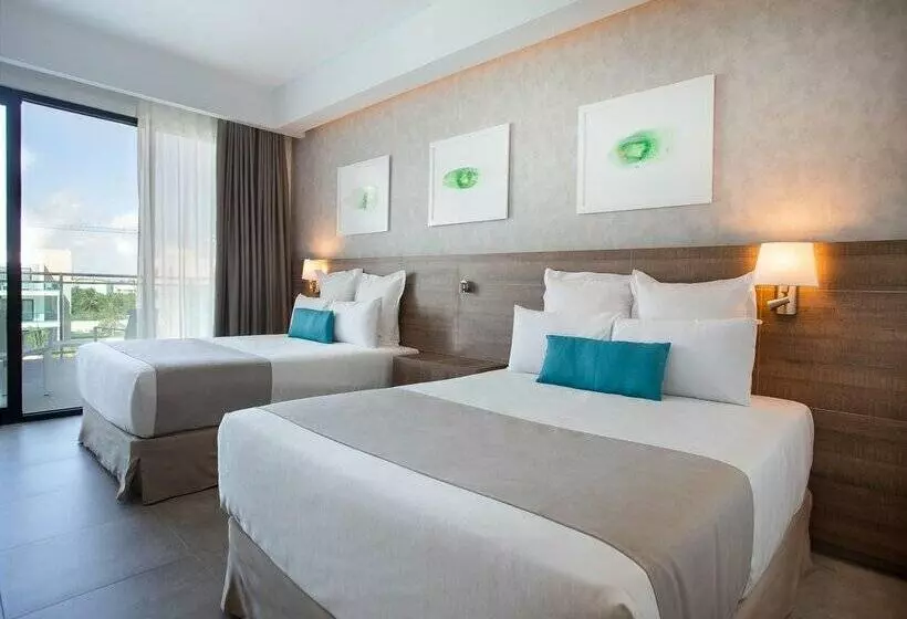 Serenade Punta Cana Beach & Spa Resort