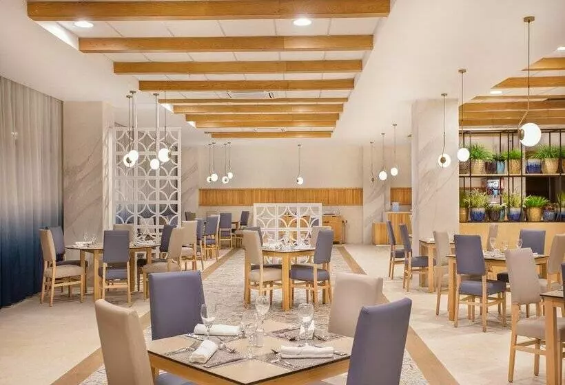 Serenade Punta Cana Beach & Spa Resort