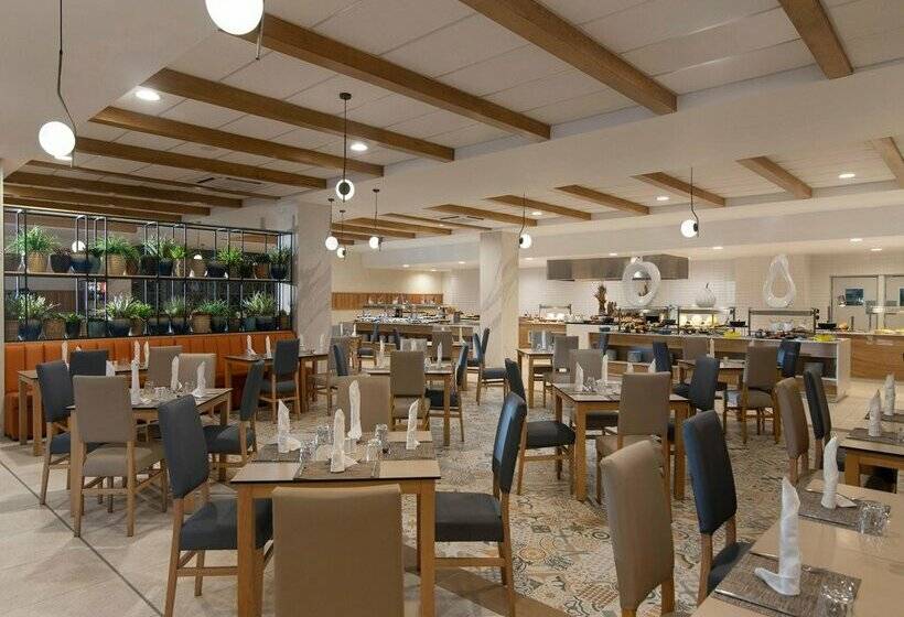 Serenade Punta Cana Beach & Spa Resort