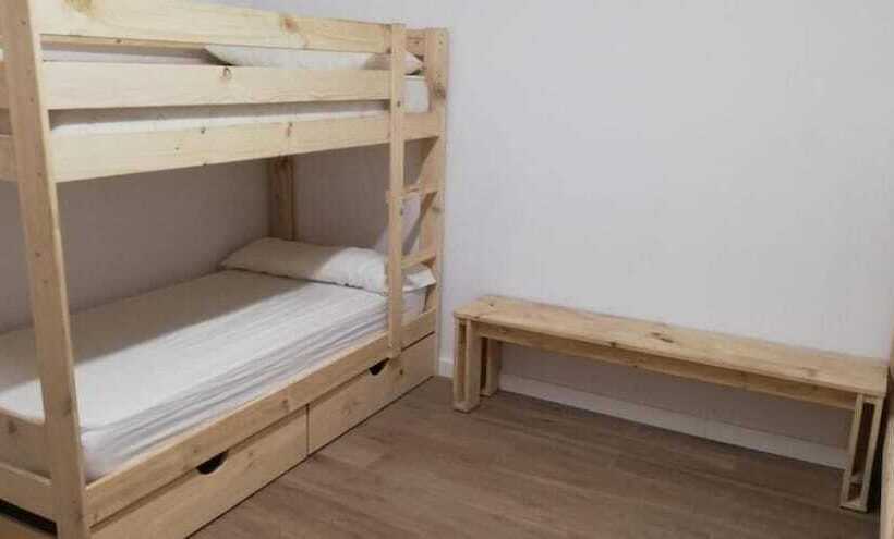 Albergue Casa De Broto