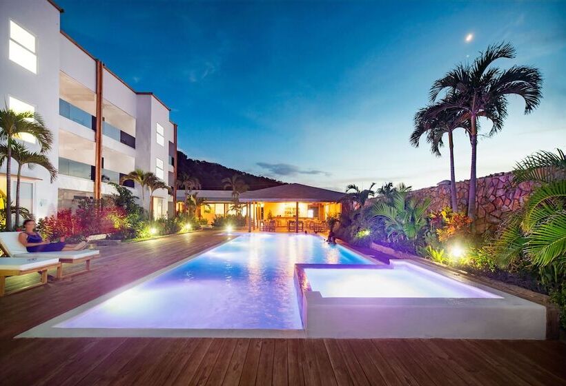 هتل Naboo Resort & Dive Center Adults Only