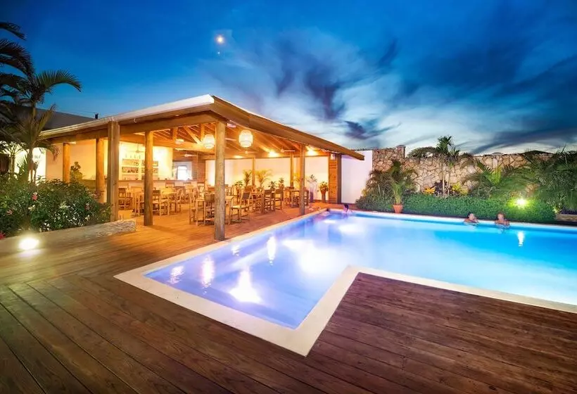هتل Naboo Resort & Dive Center Adults Only