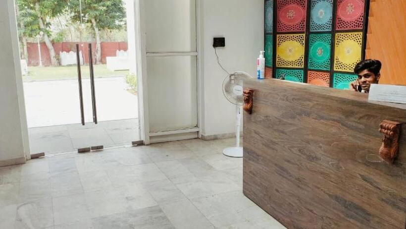 בית מלון כפרי Casa Blanca A Boutique Resort