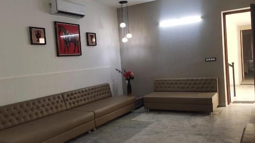 בית מלון כפרי Casa Blanca A Boutique Resort