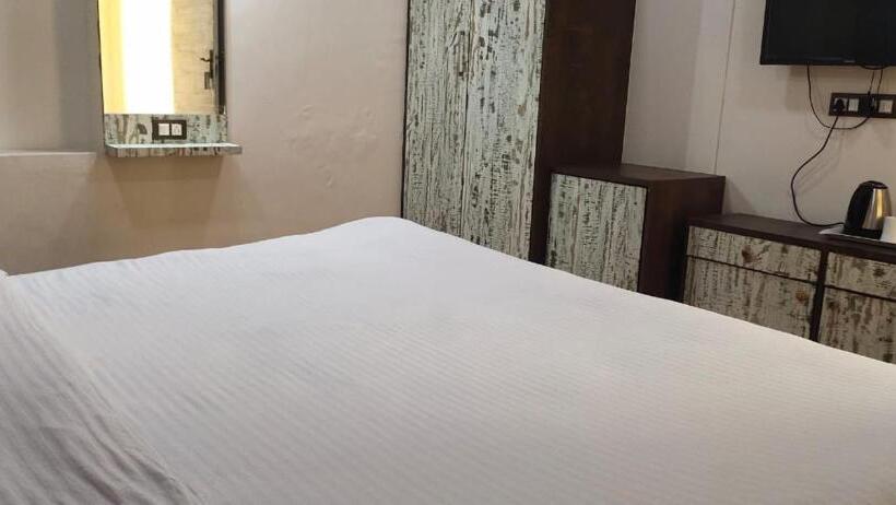 בית מלון כפרי Casa Blanca A Boutique Resort