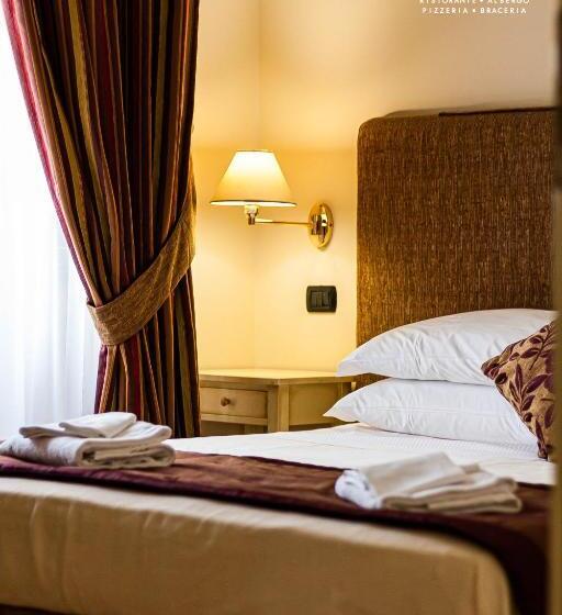 هتل Giardini Del Novecento