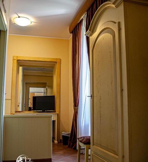 هتل Giardini Del Novecento