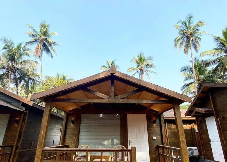 ホテル Golden Sands Resort, Morjim