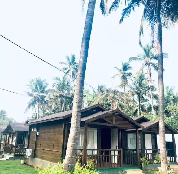 ホテル Golden Sands Resort, Morjim