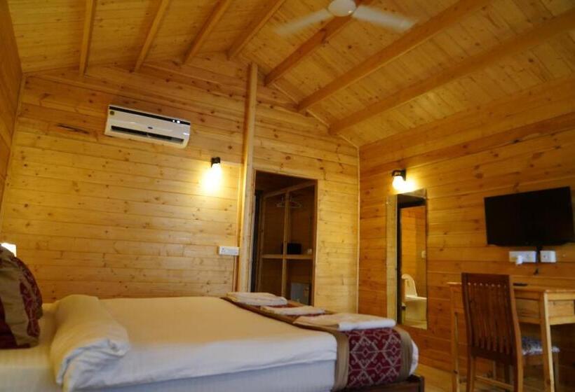 호텔 Golden Sands Resort, Morjim