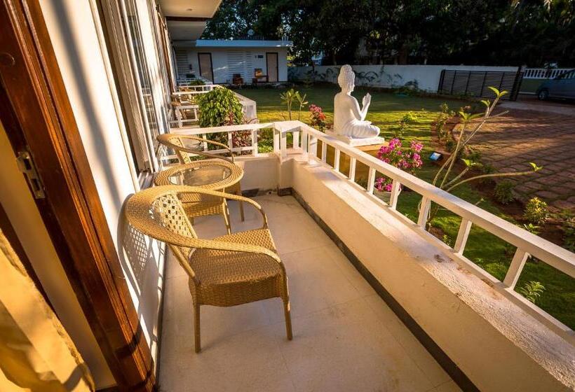 호텔 Golden Sands Resort, Morjim