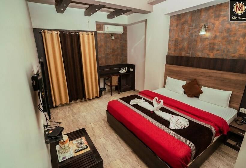 בית מלון כפרי Midtown