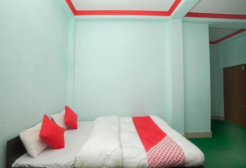 هتل Oyo 766  Crown Plaza