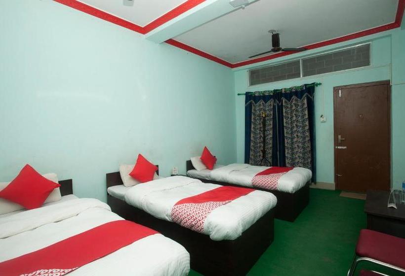 هتل Oyo 766  Crown Plaza