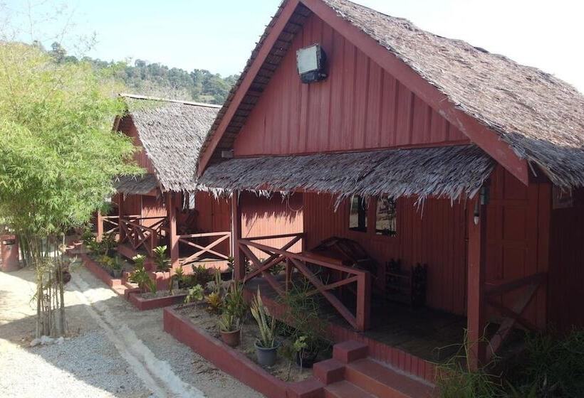 בית מלון כפרי Oyo 89815 Cucu Cucu Village Chalet