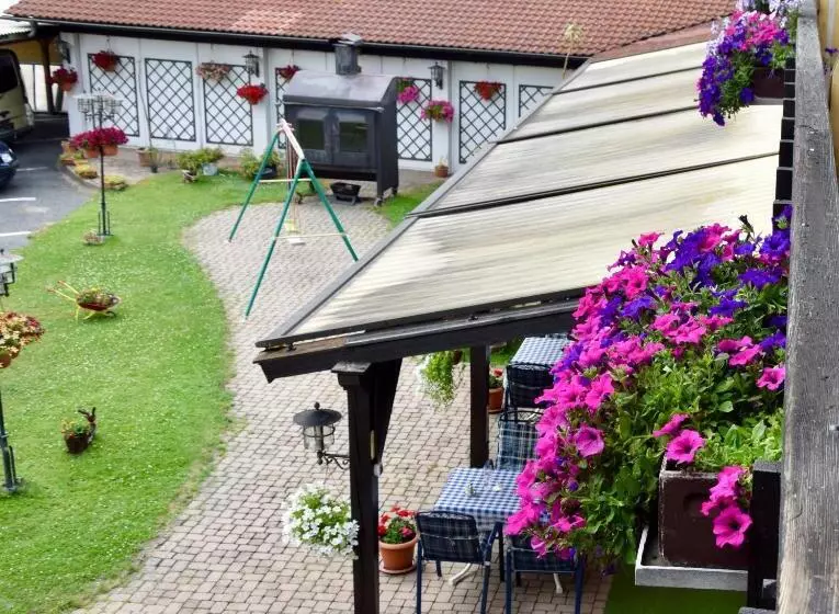 ホテル Gasthof Kasperle