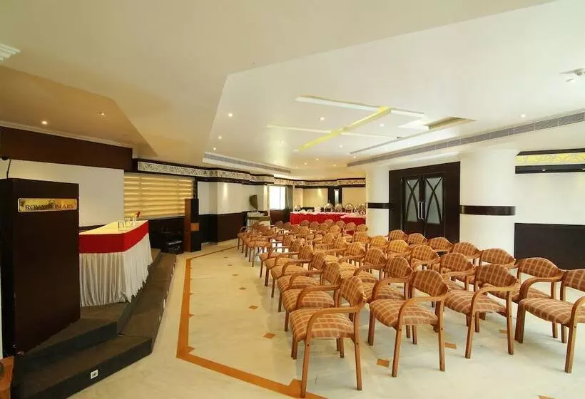 ホテル Royal Omars