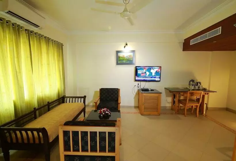 ホテル Royal Omars