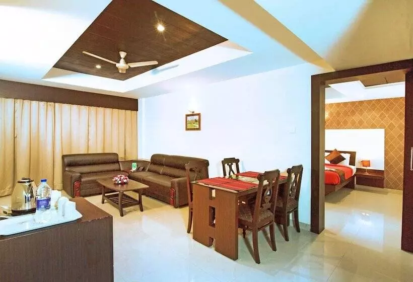 ホテル Royal Omars