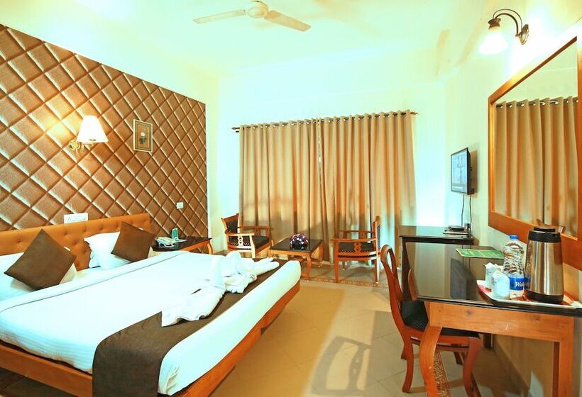 בית מלון כפרי Royal Omars