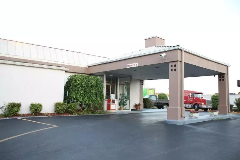فندق Americas Best Value Inn Shelbyville