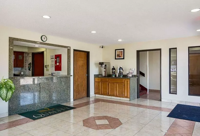 Отель Quality Inn Chesapeake